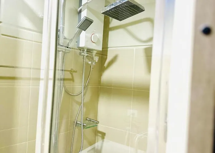 Relaxing 1br Staycation In Shaw At Fame Apartamento