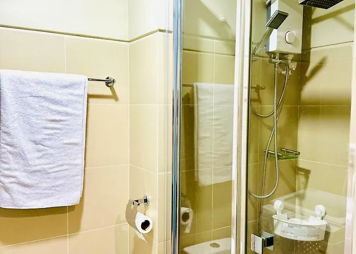 Relaxing 1br Staycation In Shaw At Fame Apartamento Manila