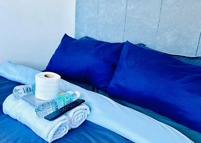 Relaxing 1br Staycation In Shaw At Fame Apartamento Manila